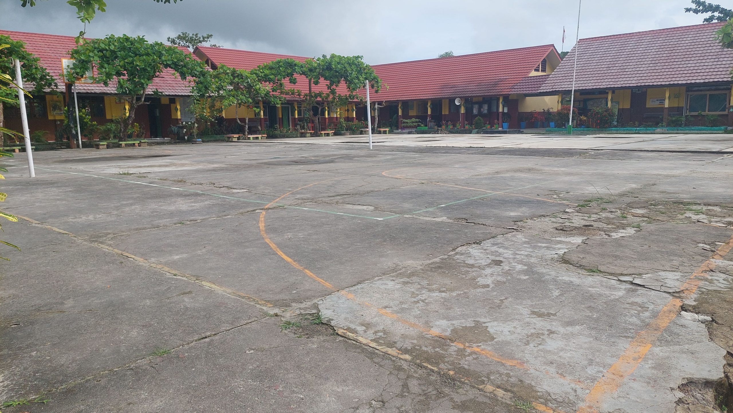 Lapangan Basket dan Voli