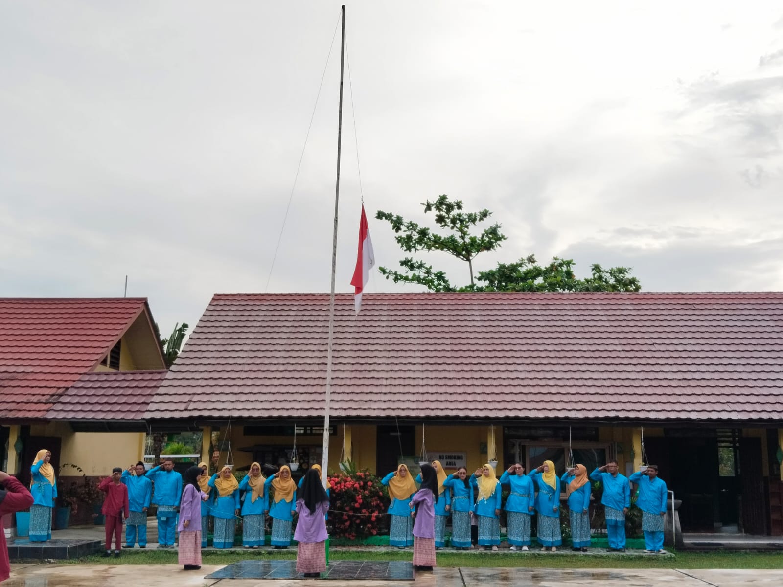 PERINGATAN HARI PENDIDIKAN NASIONAL TAHUN 2024 SMP NEGERI 3 SIJUK PERINGATAN HARI PENDIDIKAN NASIONAL TAHUN 2024 SMP NEGERI 3 SIJUK