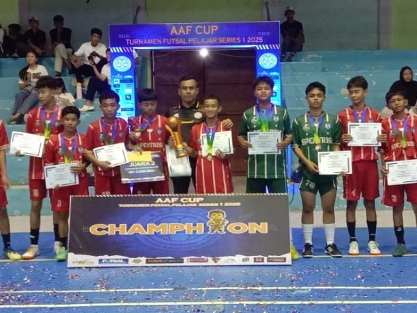 Pencapaian Tim A Futsal Spentrisi